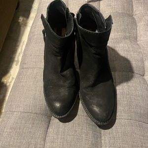 Dolce Vita black booties